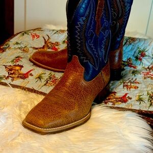 Ariat boots size 8.5- Bar Top Brown
